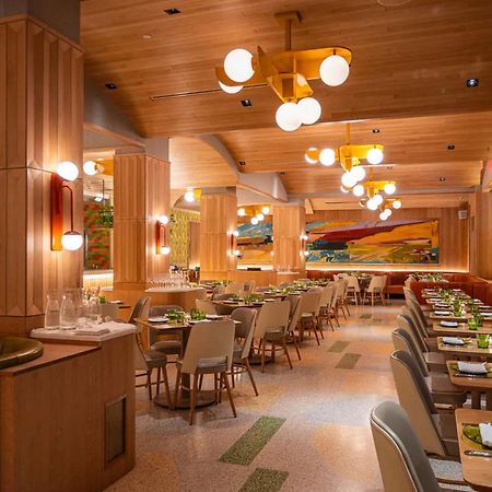 Hilton Club The Quin New York Hotel Екстериор снимка
