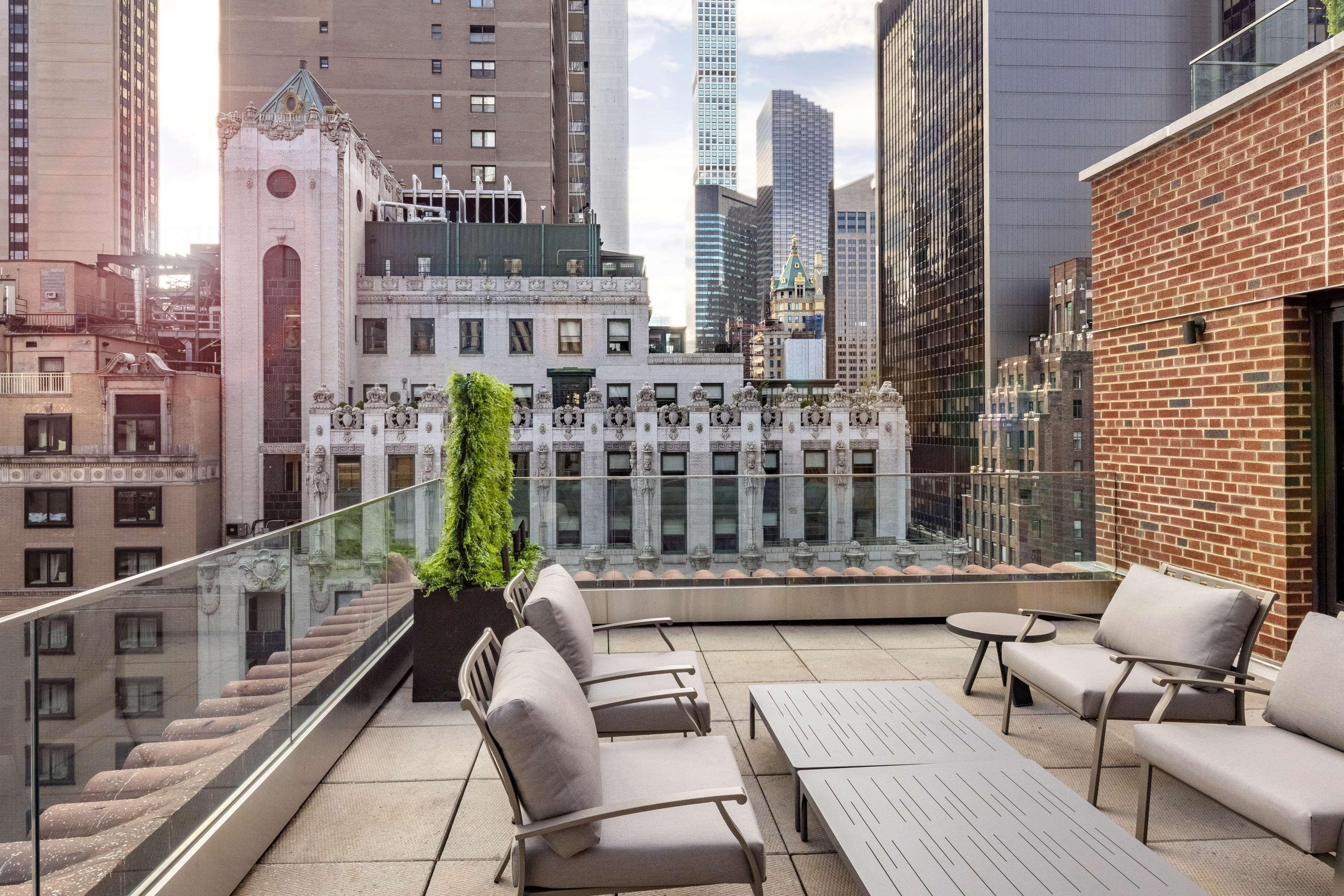 Hilton Club The Quin New York Hotel Екстериор снимка