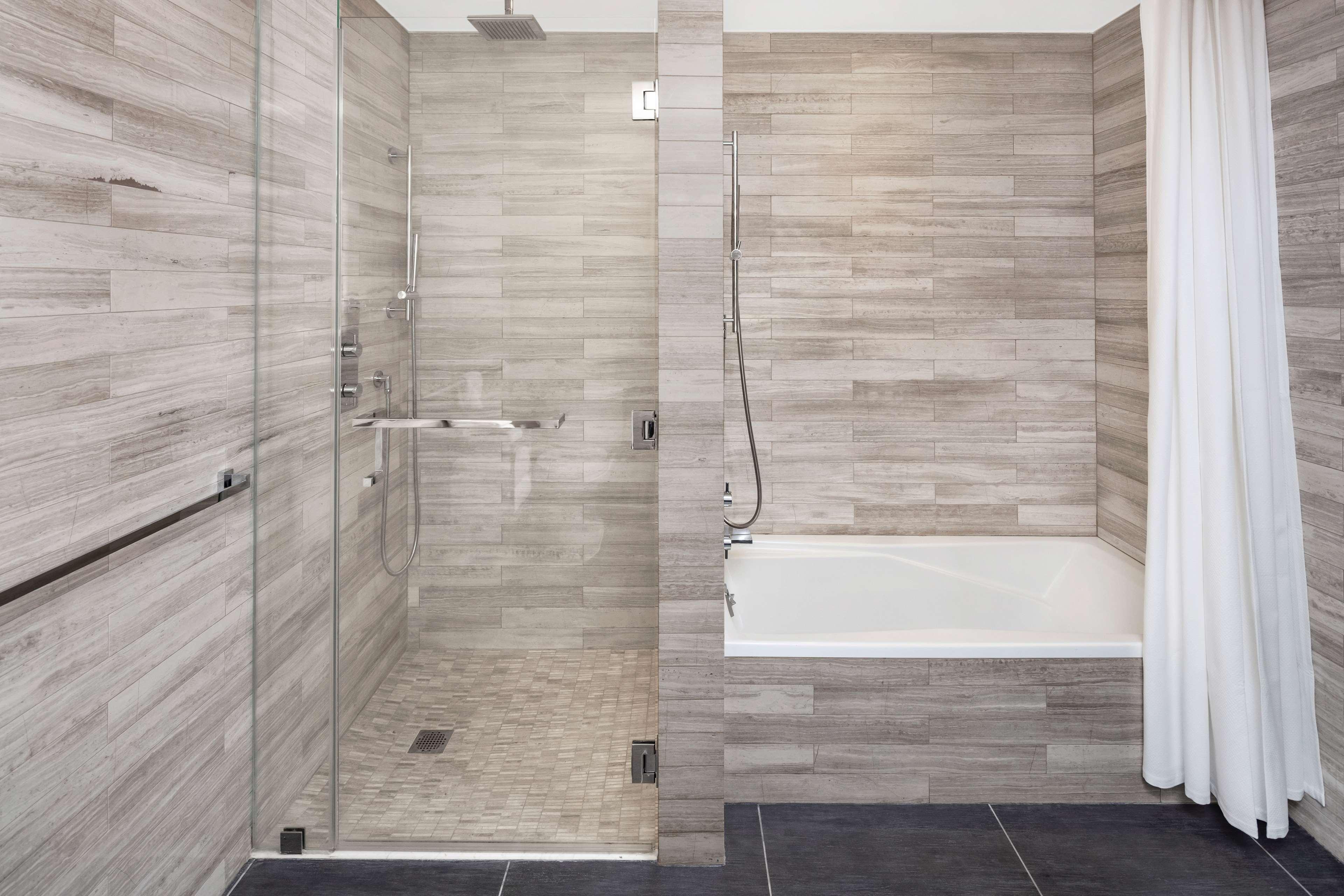 Hilton Club The Quin New York Hotel Екстериор снимка