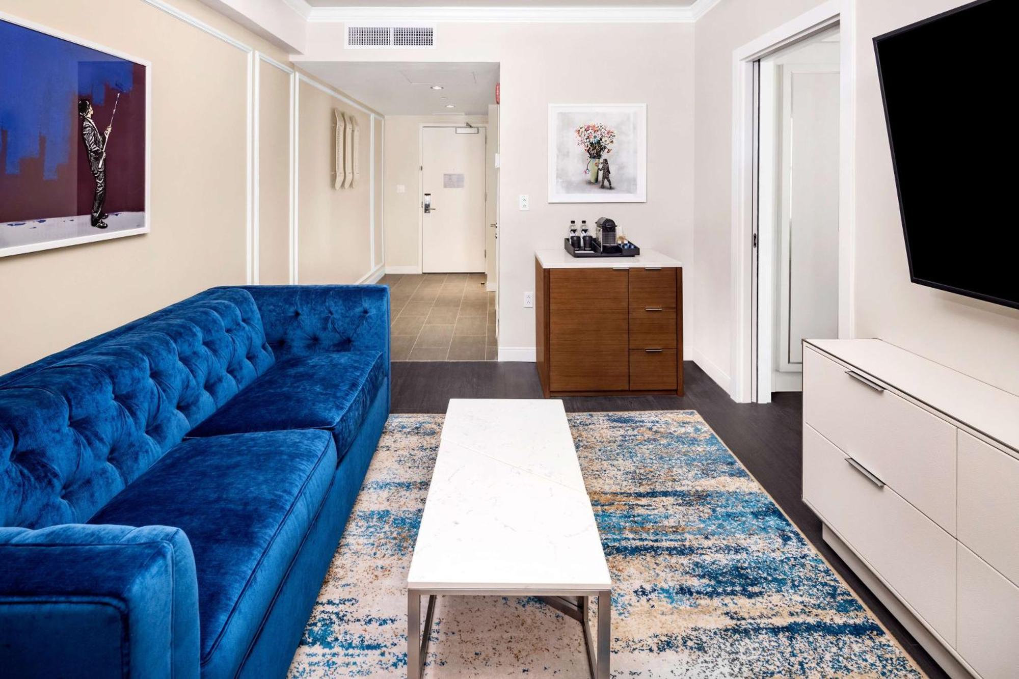 Hilton Club The Quin New York Hotel Екстериор снимка