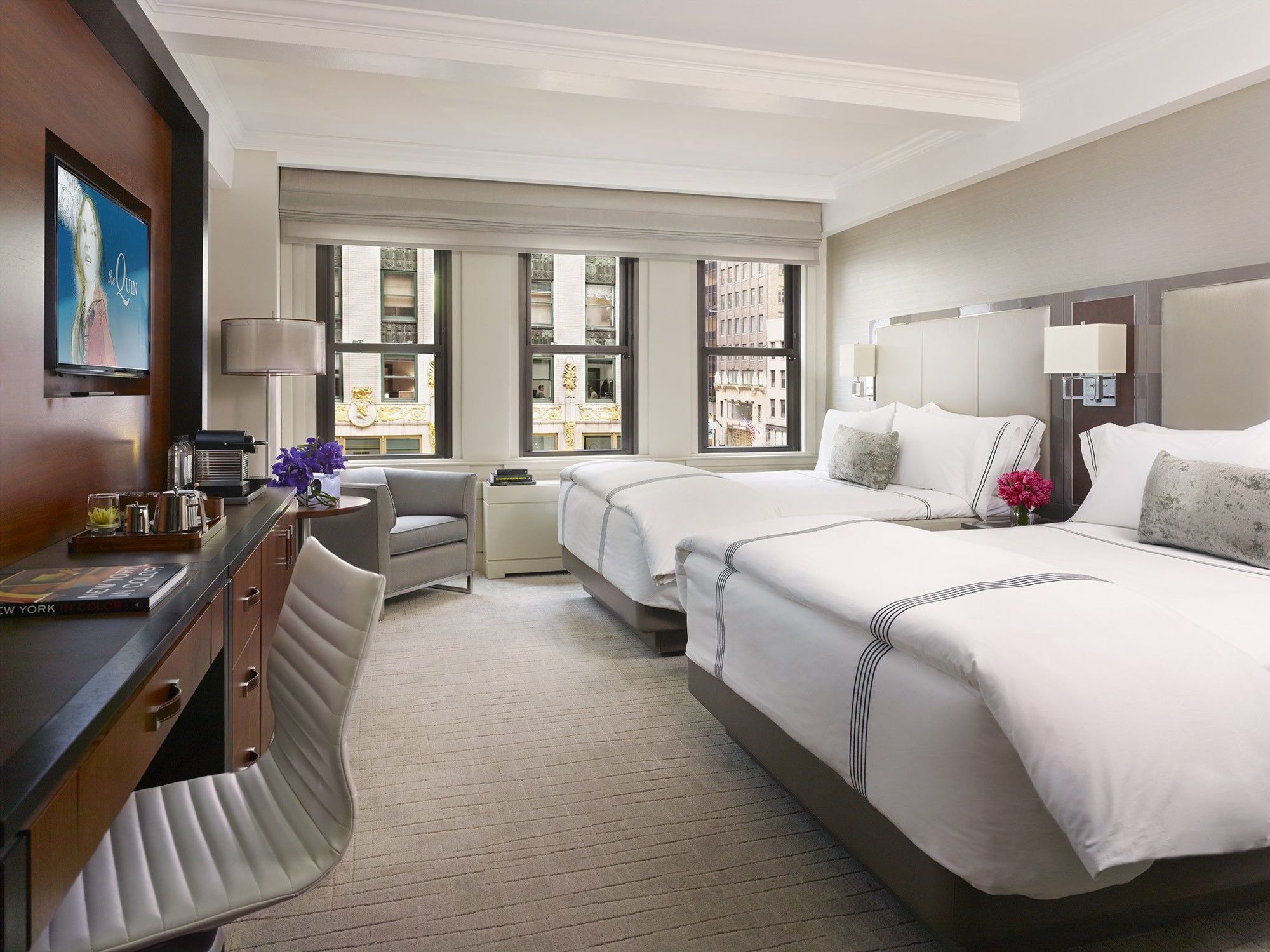 Hilton Club The Quin New York Hotel Екстериор снимка